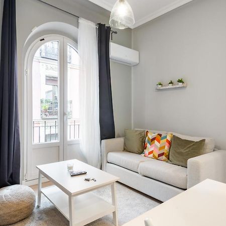 2 Bedrooms 1 Bathroom Furnished - Lavapies - Modern - Mintystay Мадрид Екстериор снимка